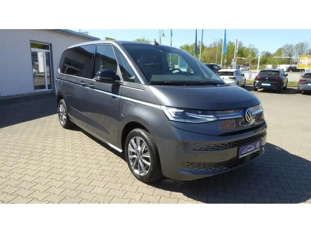 Usata VW Multivan Style 150 CV (110 kW) 2022 Grigio Monovolume