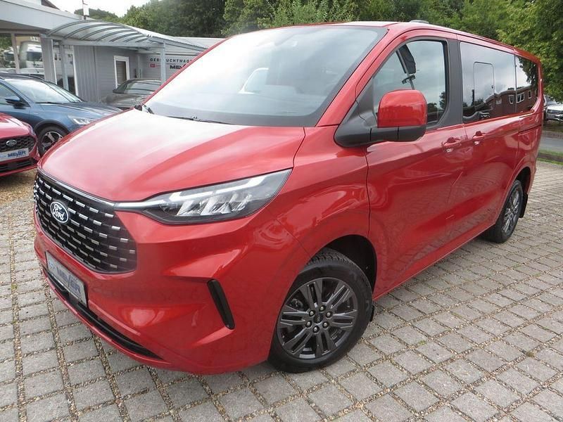 Rot Gebraucht 2024 Ford Tourneo Custom Titanium Van | 48.990 € - Bild 1/4