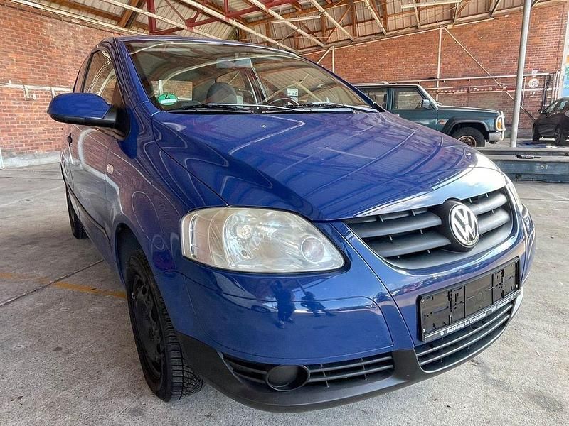 Gebraucht VW Fox Basis 54 PS (39 kW) 2005 Blau Kleinwagen