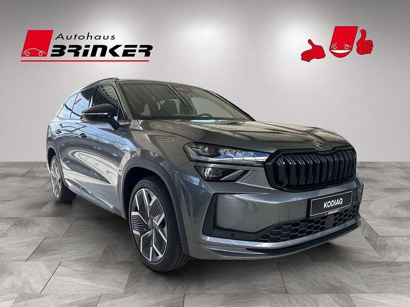 Grau Neu 2025 Skoda Kodiaq SportLine SUV | 51.990 € (Teuer) - Bild 1/4