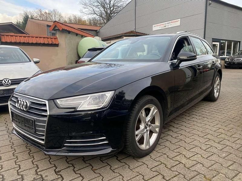 Brillantschwarz metallic Gebraucht 2017 Audi A4 S-Line Kombi | 17.799 € (Guter Preis) - Bild 1/4
