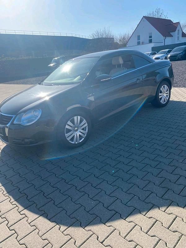 Gebraucht VW Eos 160 PS (117 kW) 2010 Schwarz Cabrio