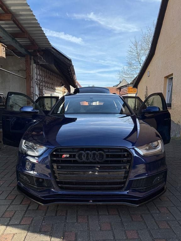 Gebraucht Audi S4 Design 333 PS (244 kW) 2012 Blau Kombi