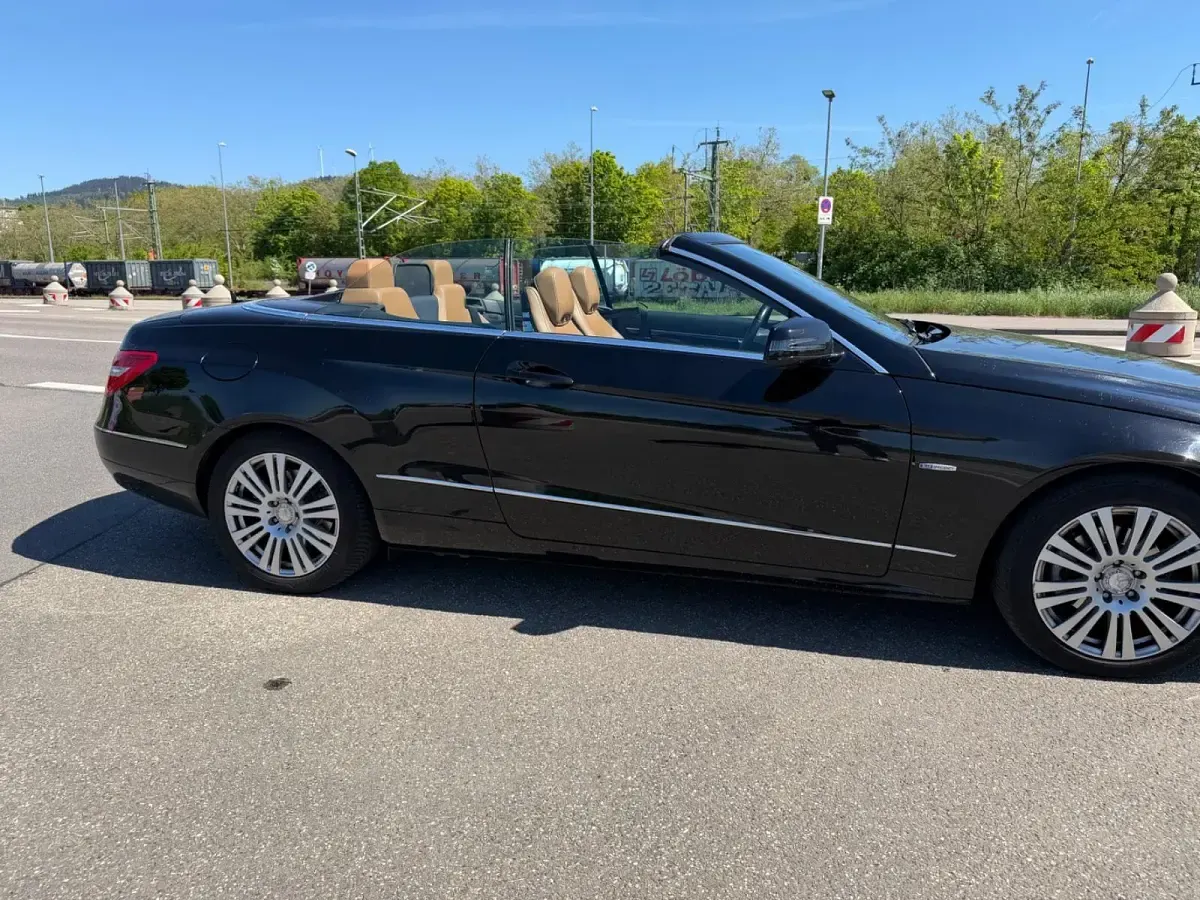 Brugt Mercedes E220 170 HK (125 kW) 2011 Sort Cabriolet