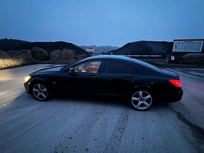 Gebraucht Mercedes CLS350 306 PS (225 kW) 2011 Schwarz Coupé