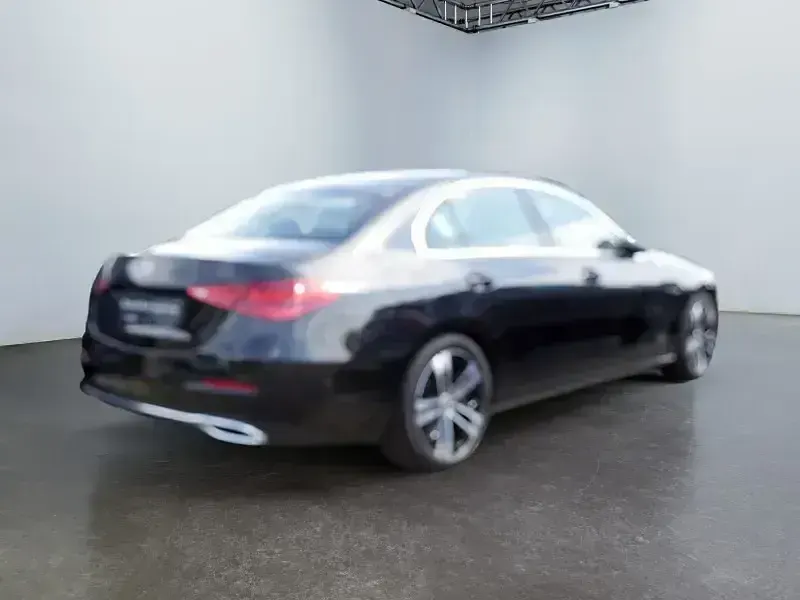 Gebraucht Mercedes C200 Avantgarde 204 PS (150 kW) 2022 Schwarz Limousine