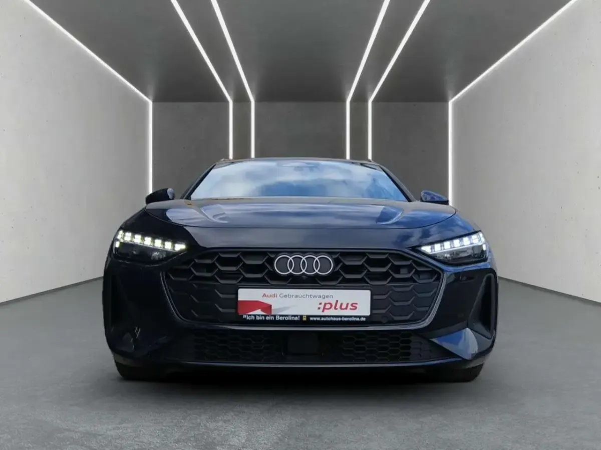Gebraucht Audi A5 Sport 204 PS (150 kW) 2025 Blau Kombi
