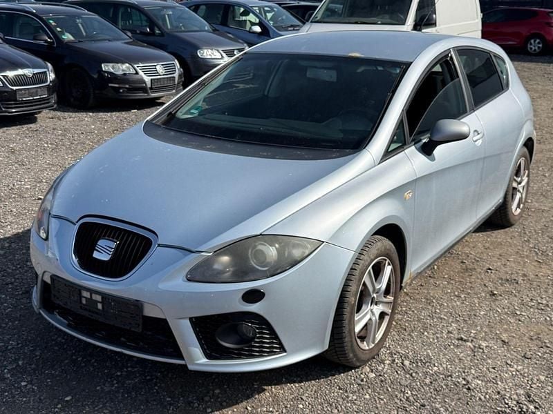 Usado Seat Leon FR 170 HP (125 kW) 2007 Cinzento Citadino
