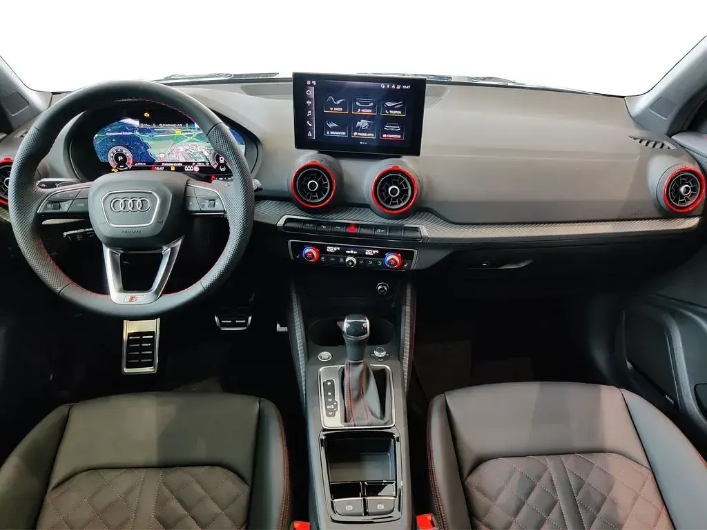 Neu Audi Q2 Competition 150 PS (110 kW) 2026 Schwarz SUV