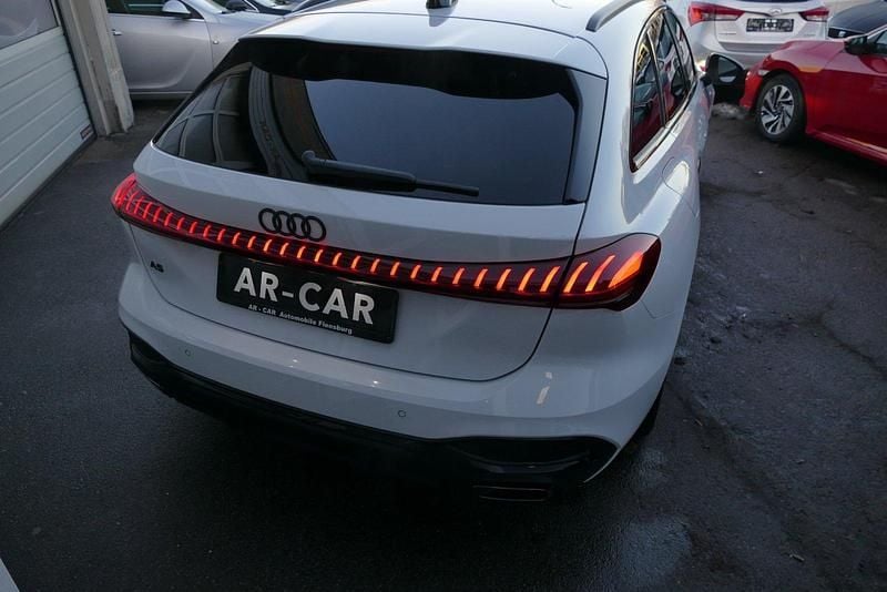 Gebraucht Audi A5 S-Line 204 PS (150 kW) 2025 Weiß Kombi