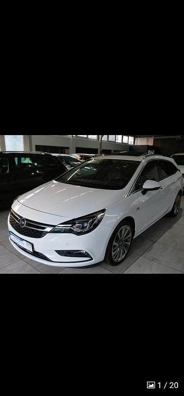 Weiß Gebraucht 2019 Opel Astra Ultimate Kombi | 9.500 € (Guter Preis) - Bild 1/4