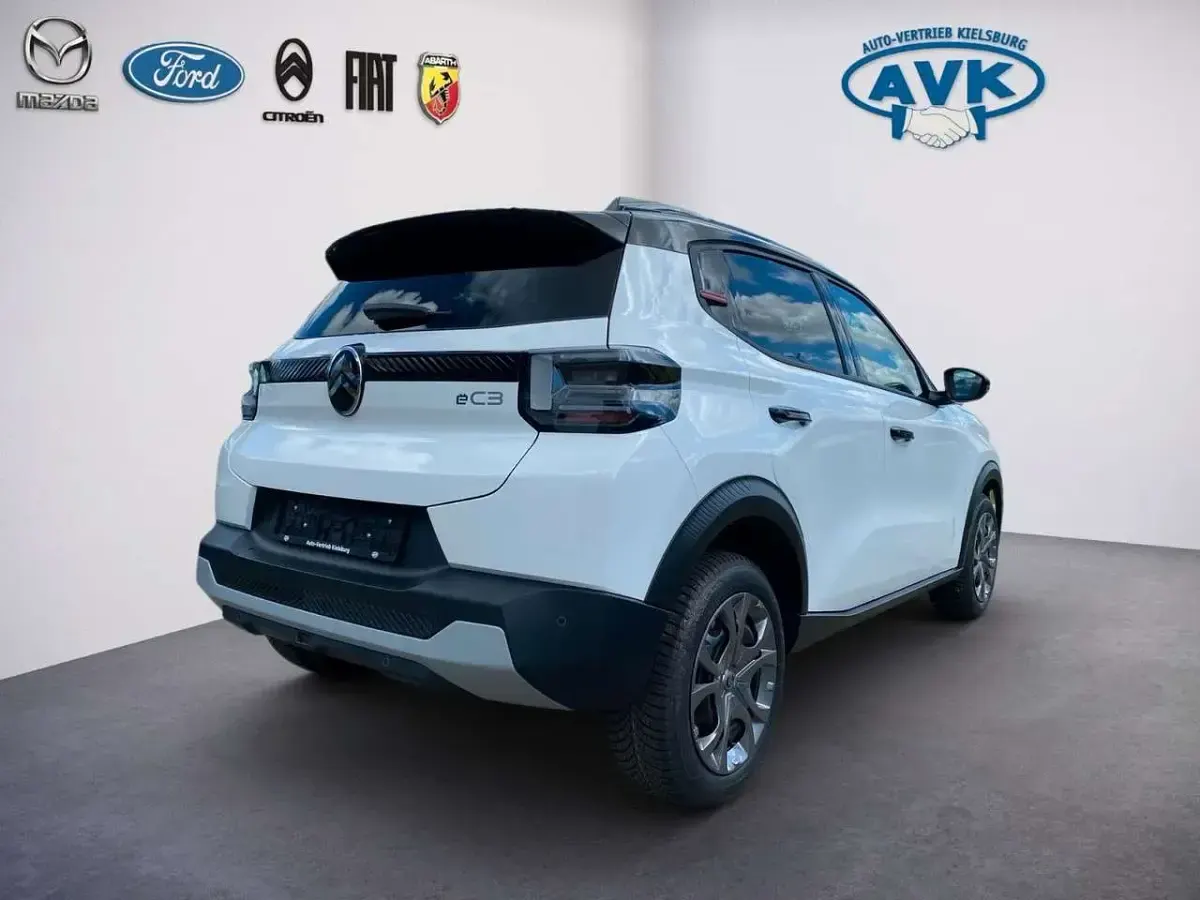 Neu Citroën e-C3 83 kW (113 PS) 2026 Polarweiß Kleinwagen