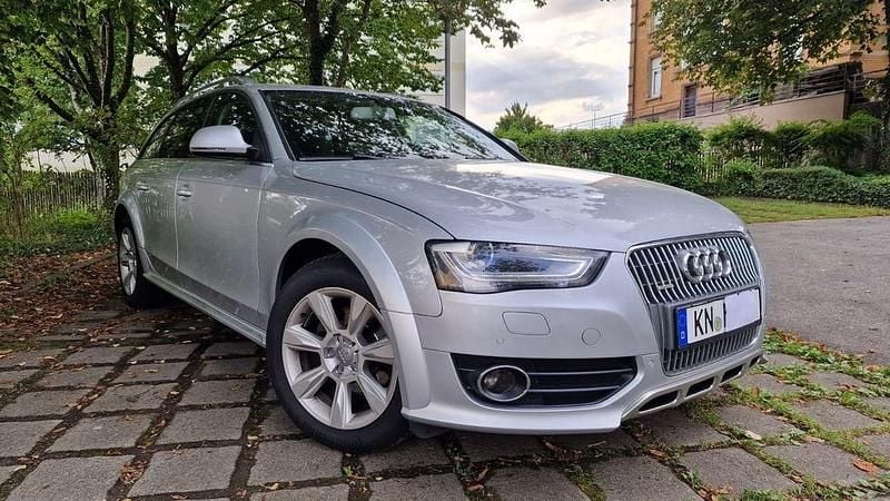 Silber Gebraucht 2013 Audi A4 Allroad Comfort Kombi | 13.900 € (Fairer Preis) - Bild 1/4