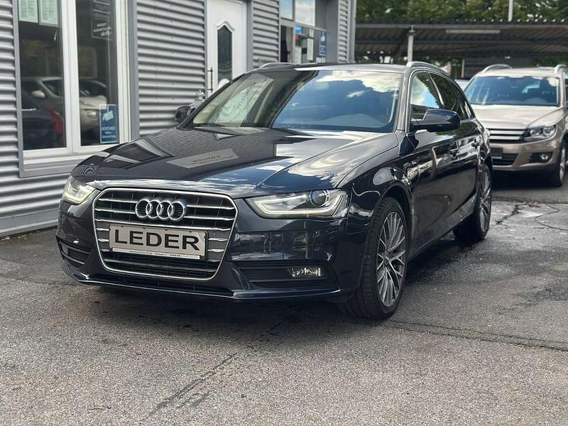 Blau Gebraucht 2014 Audi A4 Attraction Kombi | 9.500 € (Guter Preis) - Bild 1/4