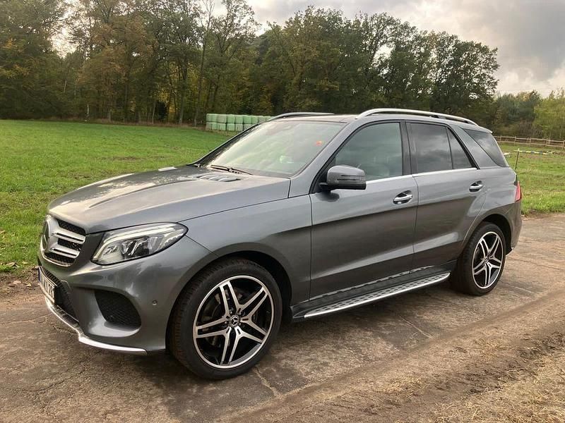 Gebraucht Mercedes GLE350 258 PS (189 kW) 2017 Grau SUV