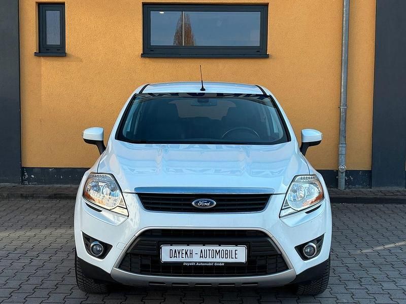 Gebraucht Ford Kuga Titanium 136 PS (100 kW) 2010 Weiß SUV