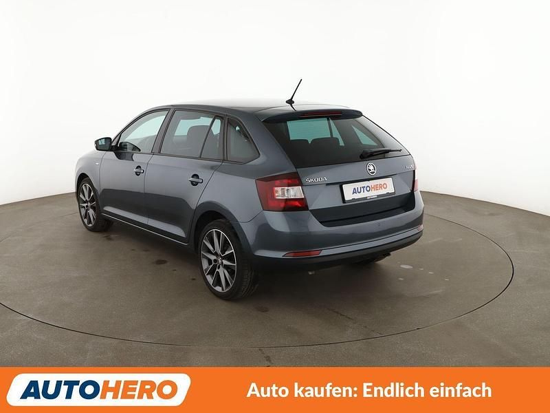 Gebraucht Skoda Rapid Drive 110 PS (80 kW) 2017 Grau Kleinwagen