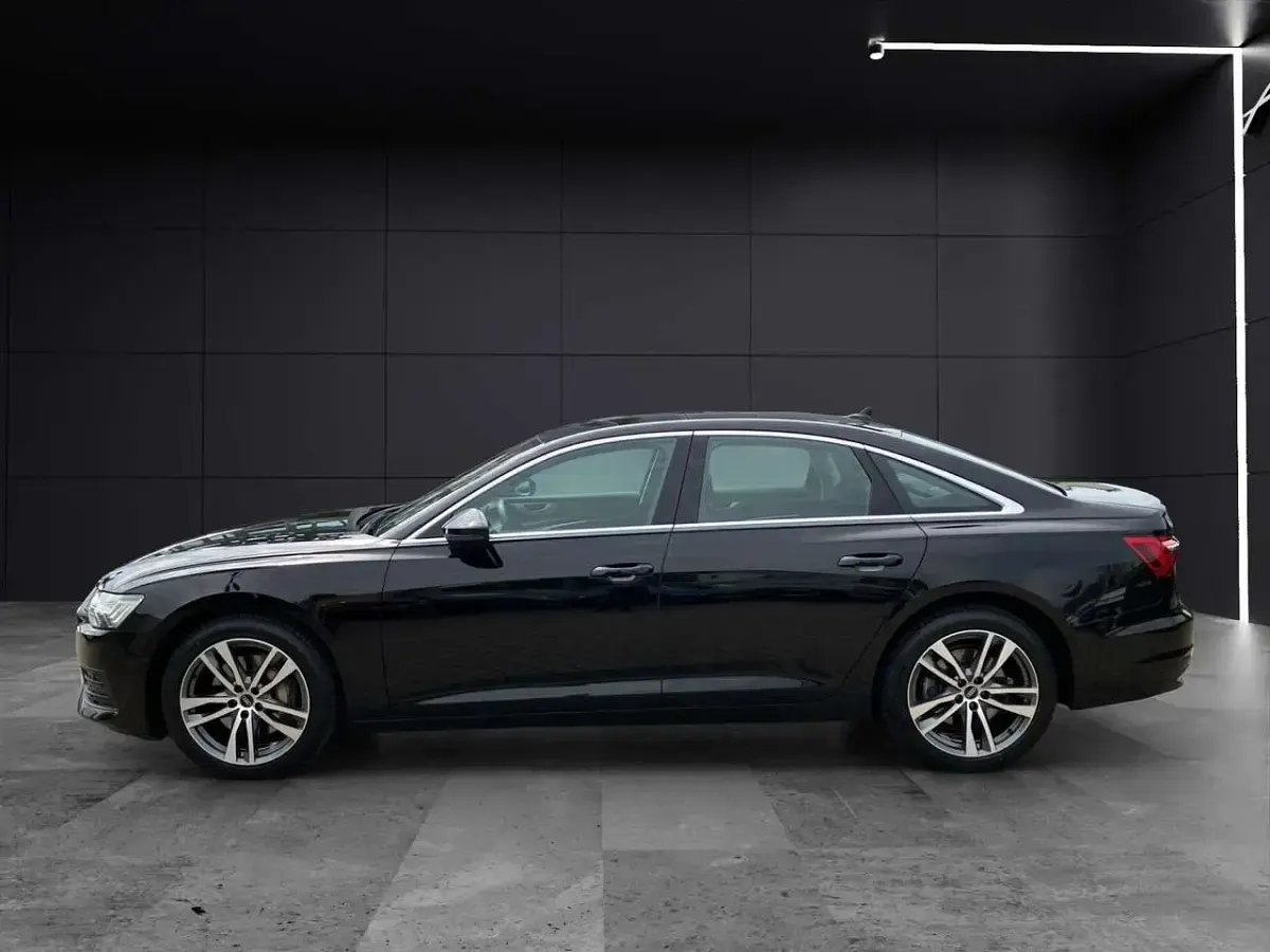 Używany Audi A6 Ambiente 286 KM (210 kW) 2022 Czarny Sedan/Limuzyna