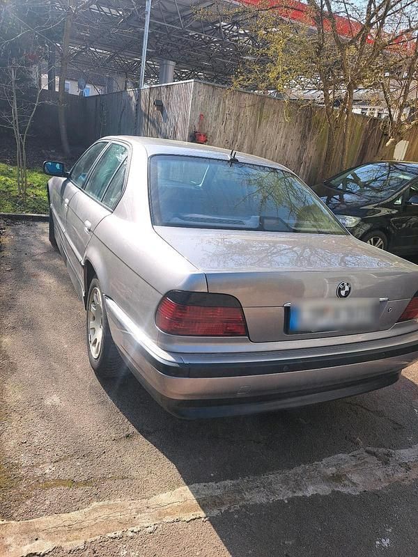 Gebraucht BMW 728 193 PS (141 kW) 2000 Grau Limousine