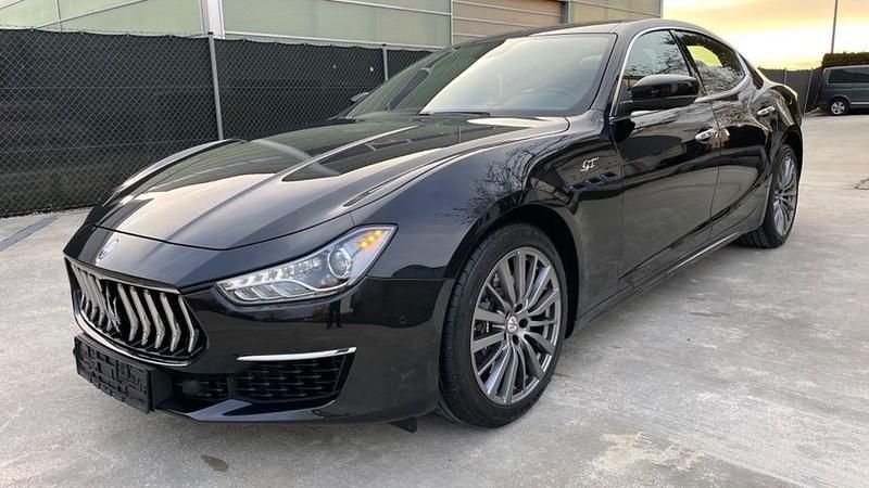 Gebraucht Maserati Ghibli GT 330 PS (242 kW) 2021 Schwarz Limousine
