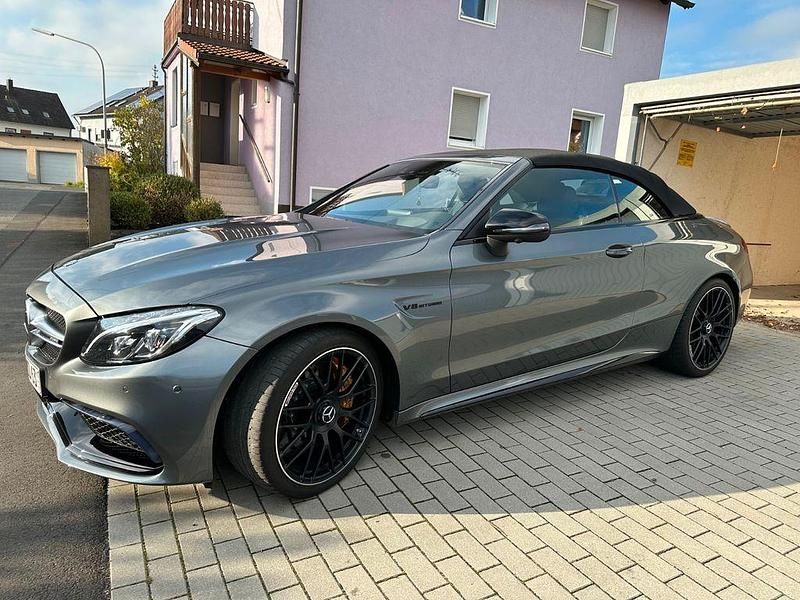 Grau Gebraucht 2018 Mercedes C63S AMG AMG Cabrio | 69.900 € (Teuer) - Bild 1/4