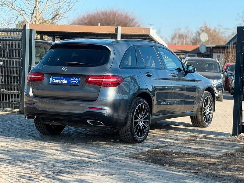 Gebraucht Mercedes GLC350 AMG line 258 PS (189 kW) 2017 Grau SUV