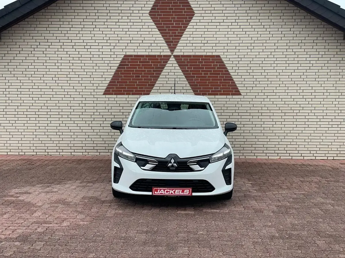 Gebraucht Mitsubishi Colt Basis 67 PS (49 kW) 2025 Weiß Kleinwagen