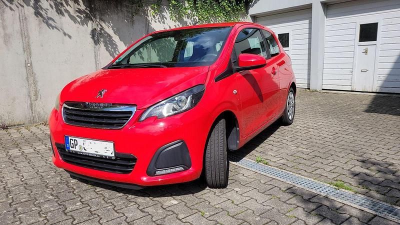 Rot Gebraucht 2014 Peugeot 108 Active Kleinwagen | 4.100 € - Bild 1/4