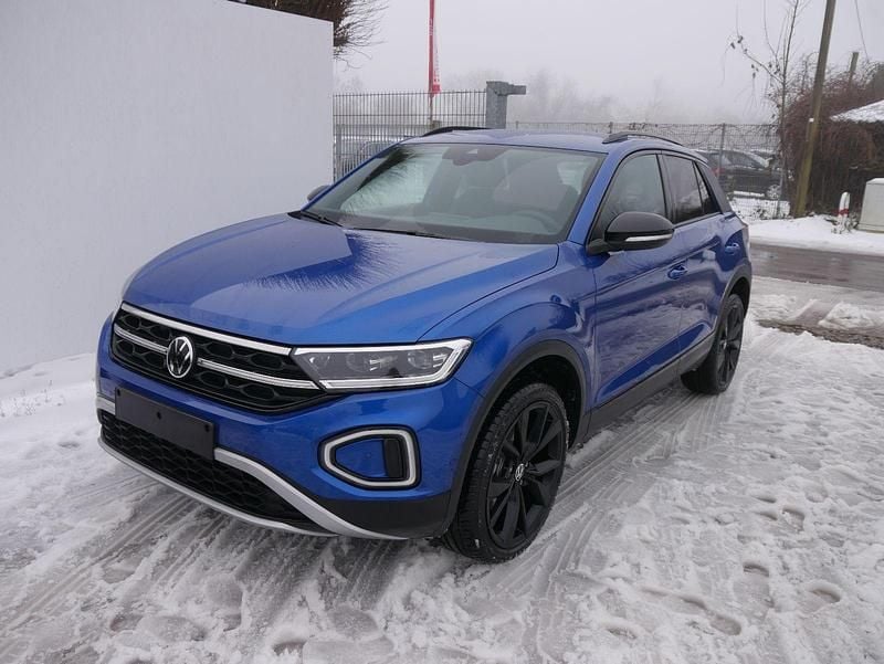 Ravenna blue metallic Neu 2026 VW T-Roc Style SUV | 36.090 € (Superpreis) - Bild 1/4