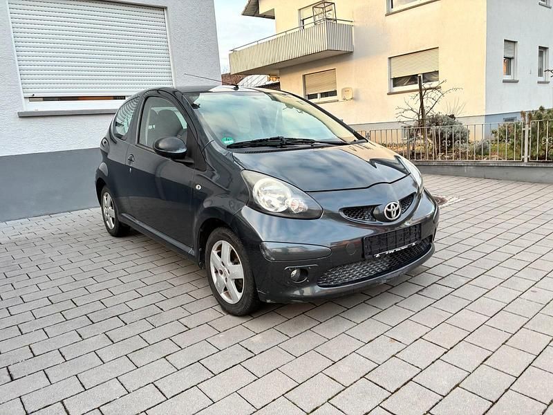 Gebraucht Toyota Aygo 2005 Grau Kleinwagen
