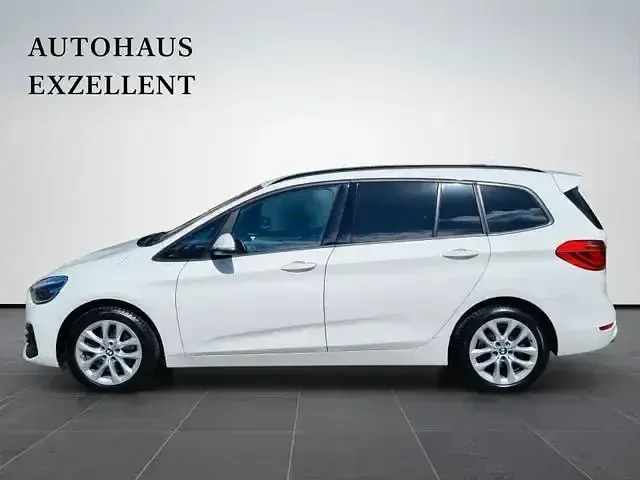 Gebraucht BMW 218 Gran Tourer Advantage 150 PS (110 kW) 2019 Weiß Van / Kleinbus