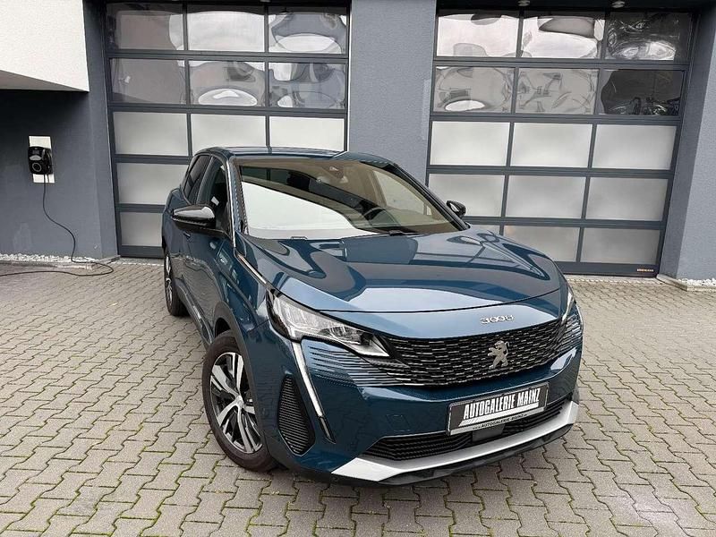 Blau Gebraucht 2023 Peugeot 3008 Allure SUV | 26.790 € (Fairer Preis) - Bild 1/3