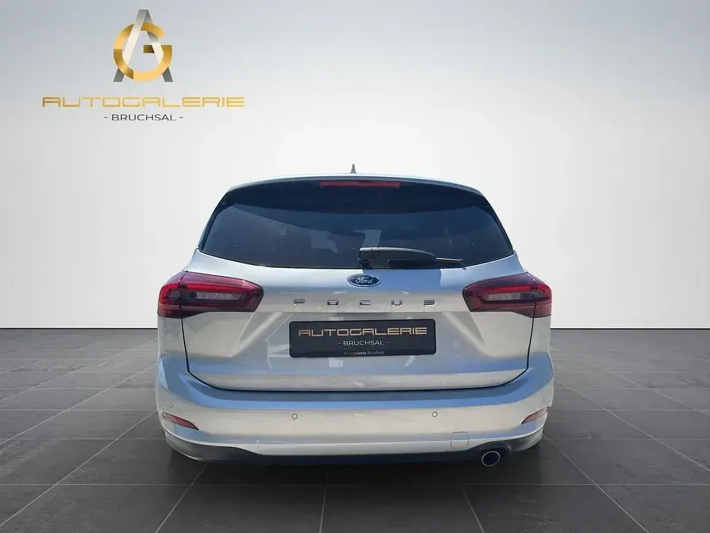 Brugt Ford Focus Titanium 125 HK (91 kW) 2024 Sølv Sedan