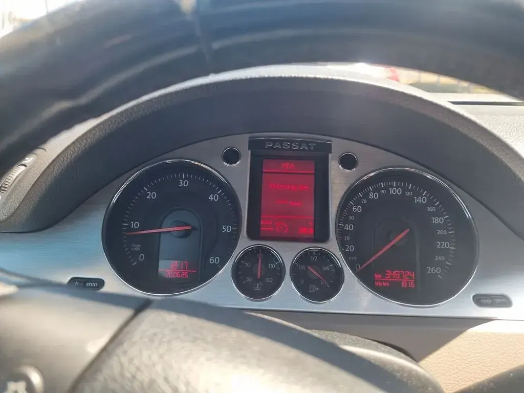 Gebraucht VW Passat Highline 140 PS (102 kW) 2008 Braun Kombi