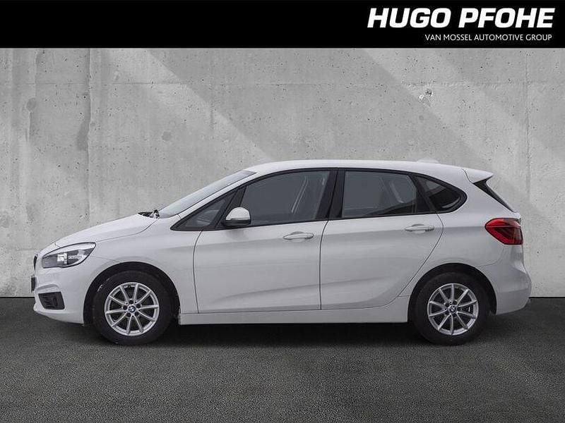 Gebraucht BMW 220 Active Tourer Advantage 192 PS (141 kW) 2017 Weiß Van / Kleinbus