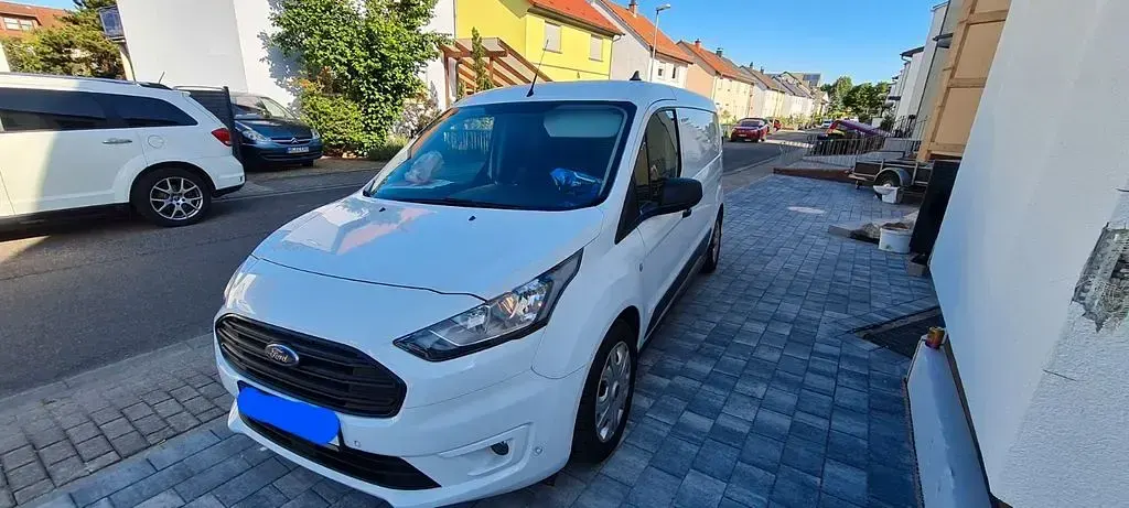 Gebraucht Ford Transit Connect 99 PS (72 kW) 2021 Weiß Van / Kleinbus