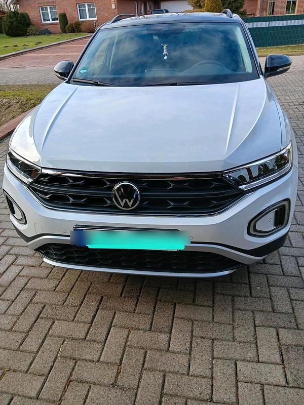 Gebraucht VW T-Roc Move 150 PS (110 kW) 2024 Weiß SUV