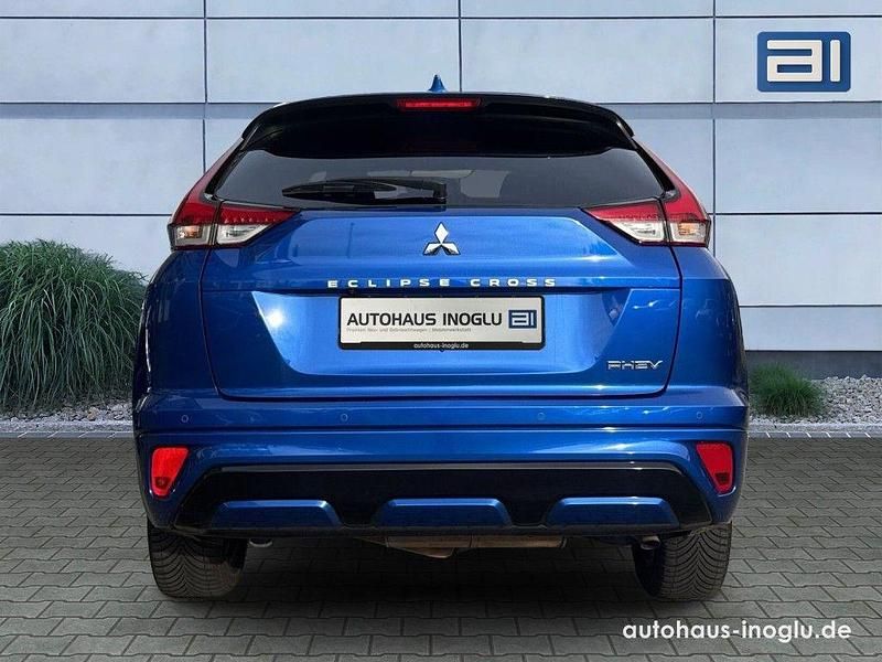 Gebraucht Mitsubishi Eclipse Cross 188 PS (138 kW) 2023 Blau laserblau (p) SUV