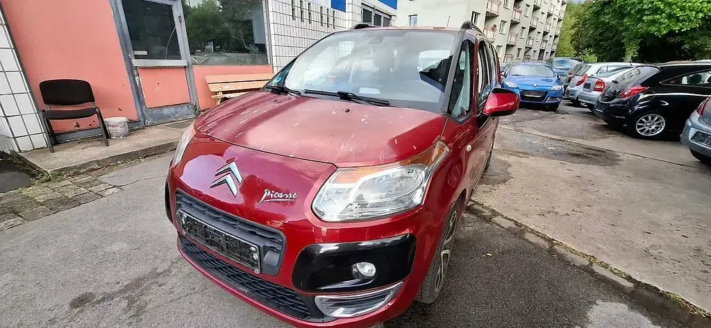 Usado Citroën C3 Exclusive 120 CV (88 kW) 2010 Rojo Monovolumen