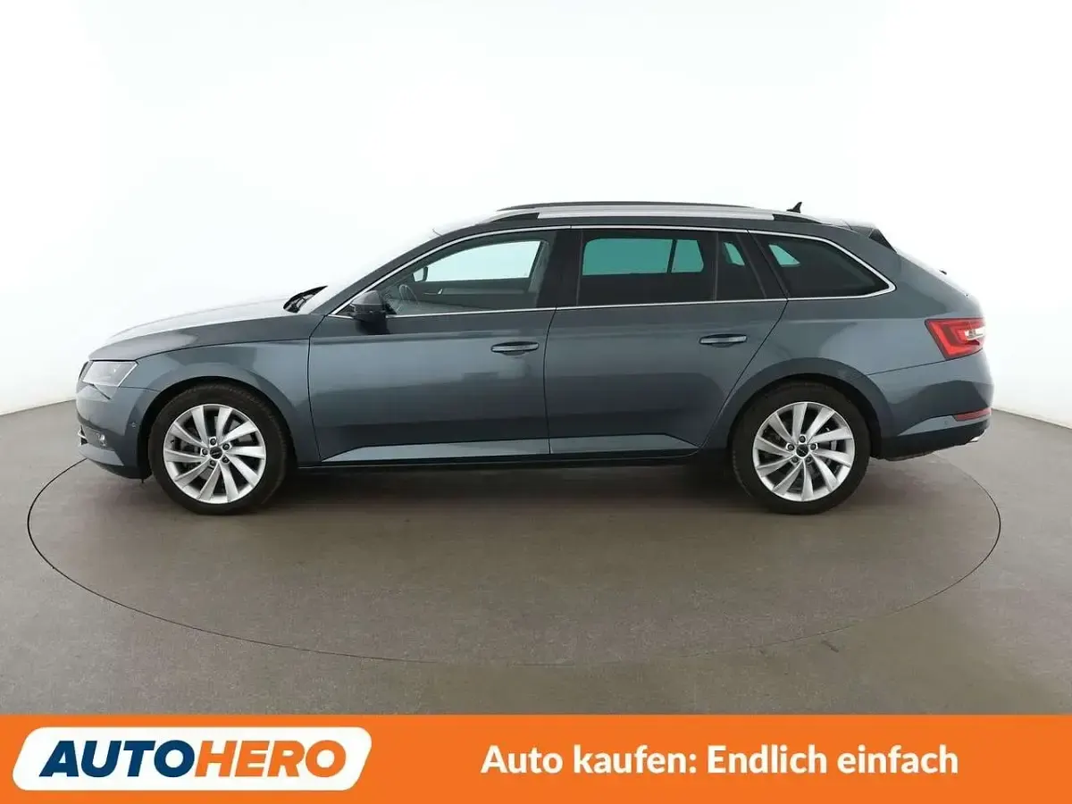 Gebraucht Skoda Superb Style 272 PS (200 kW) 2018 Gray Kombi