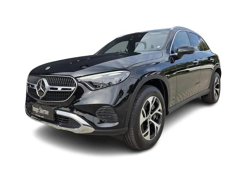 Schwarz Gebraucht 2024 Mercedes GLC300e Avantgarde SUV | 53.489 € (Guter Preis) - Bild 1/4
