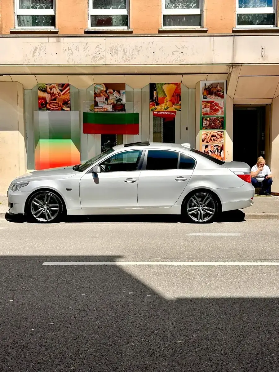 Gebraucht BMW 520 163 PS (119 kW) 2006 Silber Limousine