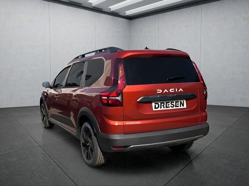 Neu Dacia Jogger 110 PS (80 kW) 2025 Grau Van / Kleinbus