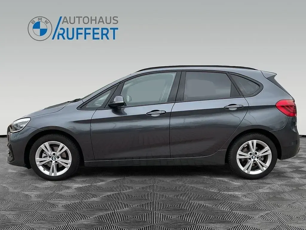 Gebraucht BMW 218 Active Tourer Advantage 140 PS (102 kW) 2020 Mineralgrau Van / Kleinbus