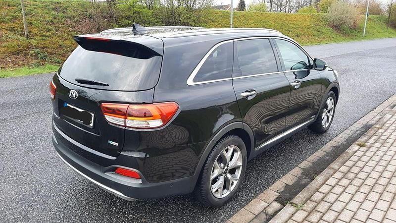 Używany Kia Sorento Platinum 200 KM (147 kW) 2016 Czarny SUV