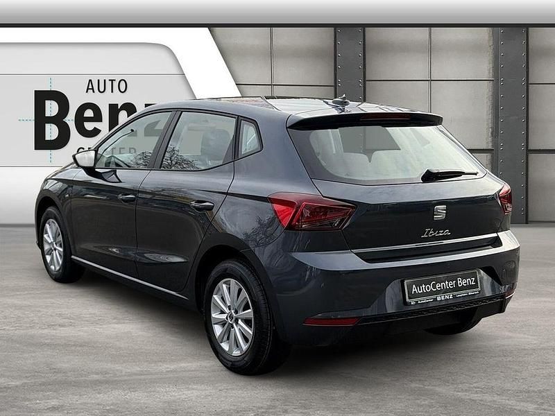 Neu Seat Ibiza Reference 80 PS (58 kW) 2025 Grau Limousine