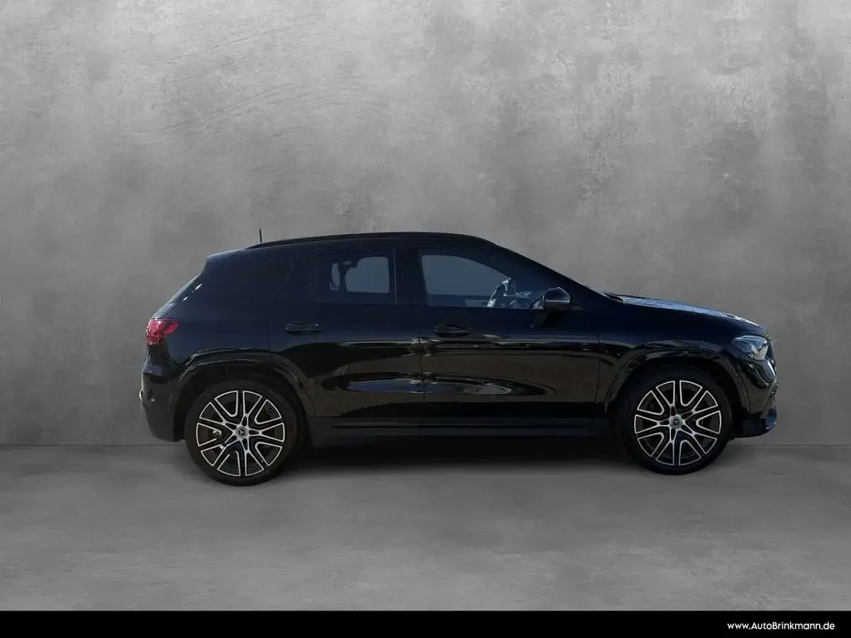 Gebraucht Mercedes GLA200 AMG line 163 PS (119 kW) 2026 Lack kosmosschwarz SUV