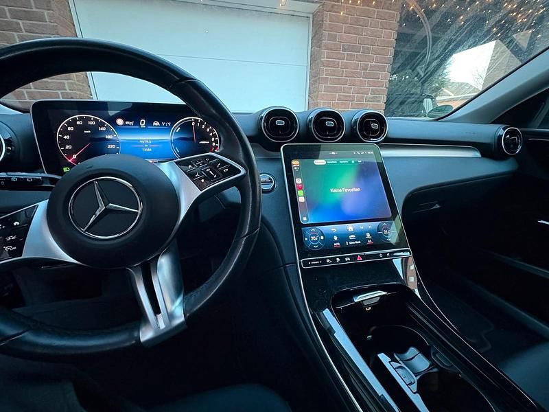 Gebraucht Mercedes C300e 313 PS (230 kW) 2022 Schwarz Kombi