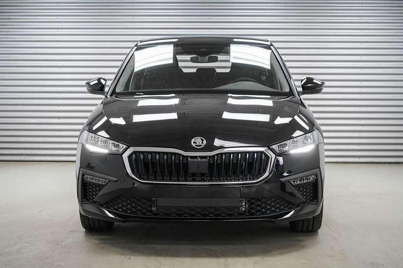 Neu Skoda 110 R Selection 150 PS (110 kW) 2026 Black magic metallic ... Limousine