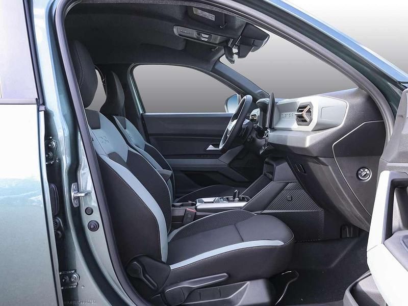 Neu Dacia Duster Extreme 122 PS (89 kW) 2026 Perlmuttschwarz metallic SUV